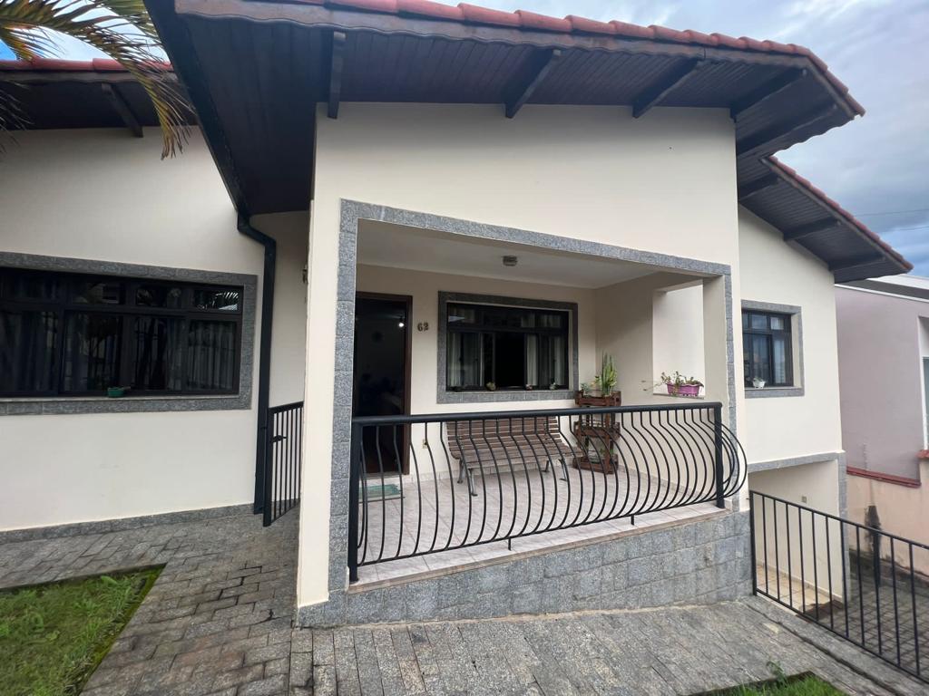 Casa para venda no bairro Santa Dorotéia em Pouso Alegre - MG.