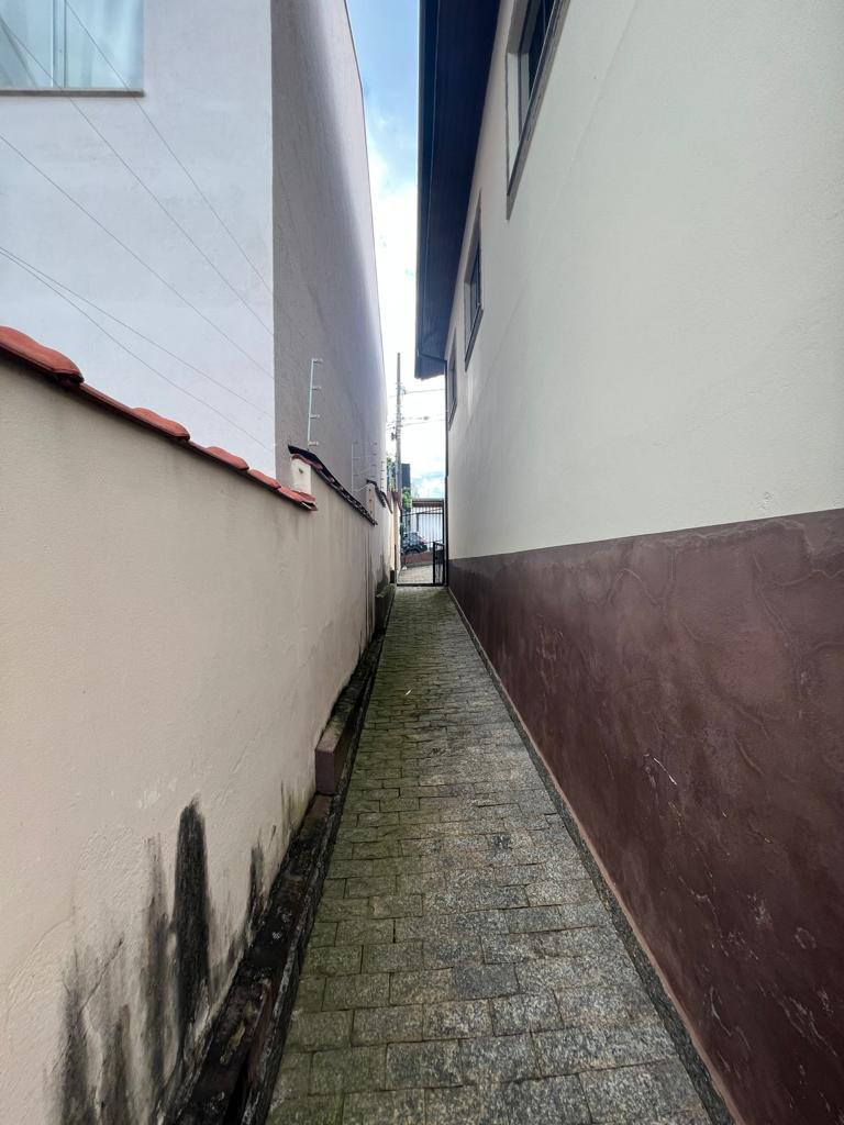 Casa para venda no bairro Santa Dorotéia em Pouso Alegre - MG.
