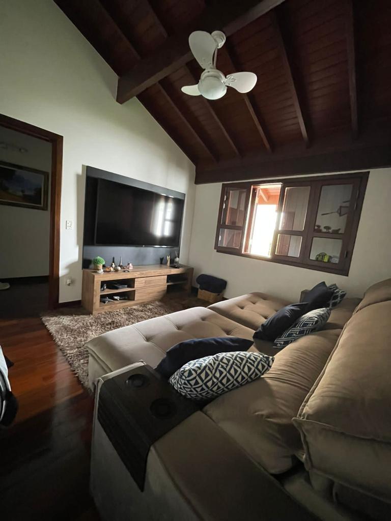 Casa para venda no bairro Fatima I em Pouso Alegre - MG.
