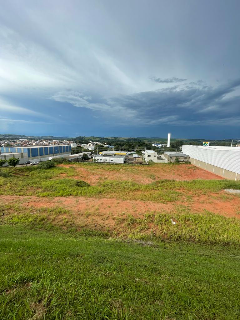 Área/Terreno Comercial para venda em Pouso Alegre - MG