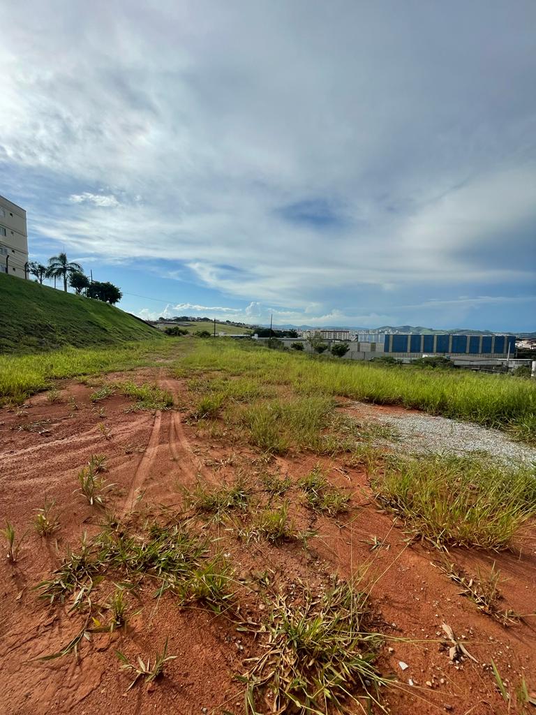 Área/Terreno Comercial para venda em Pouso Alegre - MG
