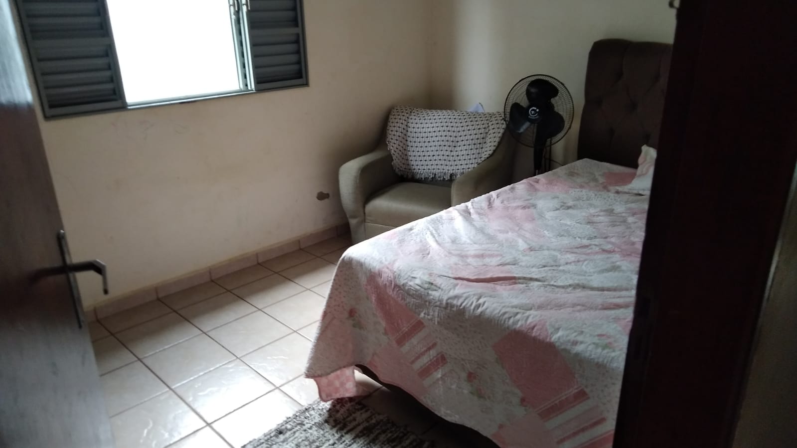 Casa para venda no bairro Inconfidentes em Pouso Alegre - MG.