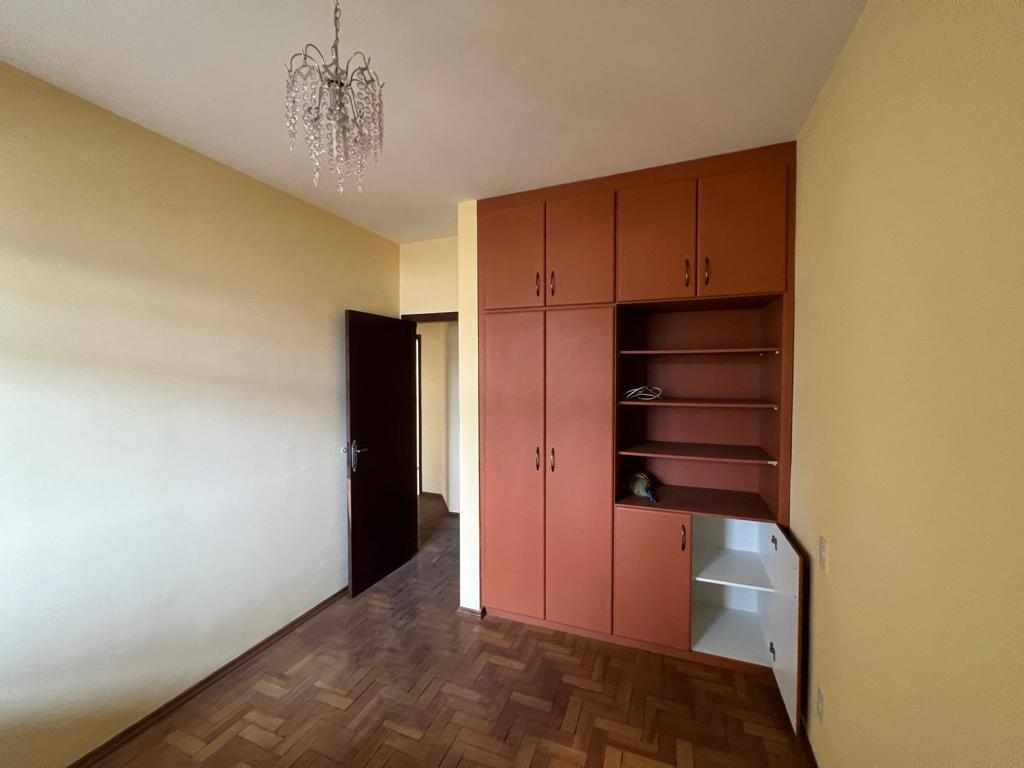 Apartamento para venda no Centro de Pouso Alegre - MG.
