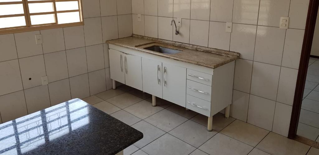 Casa para venda no bairro São Carlos em Pouso Alegre - MG.