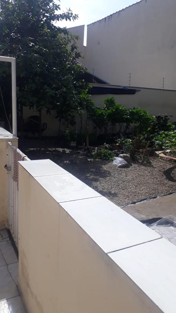 Casa para venda no bairro São Carlos em Pouso Alegre - MG.