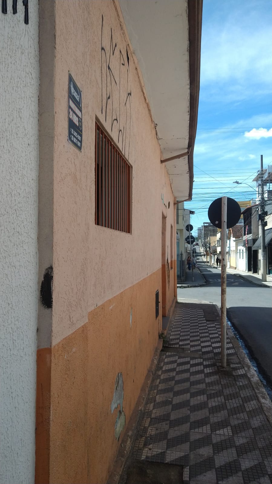 Esquina (Ponto Comercial) no Centro de Pouso Alegre - MG.