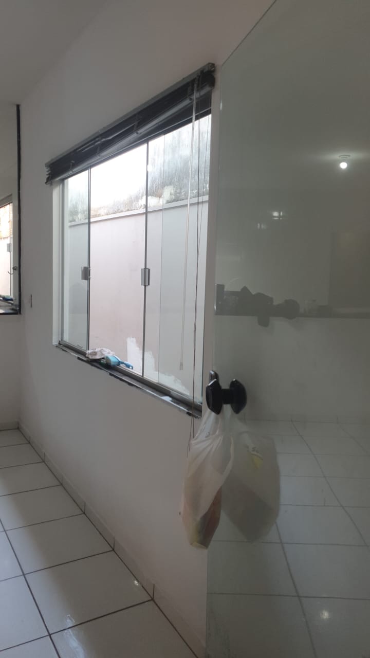 Casa para venda no bairro São Carlos em Pouso Alegre - MG.
