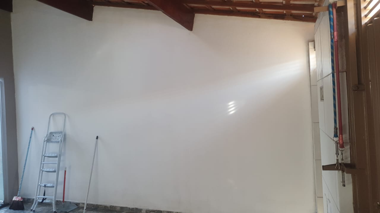 Casa para venda no bairro São Carlos em Pouso Alegre - MG.