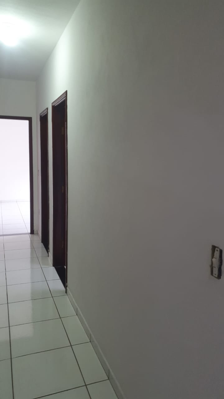 Casa para venda no bairro São Carlos em Pouso Alegre - MG.