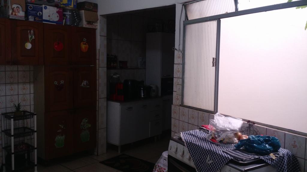 Duas casas para venda no bairro Santa Luzia em Pouso Alegre - MG.