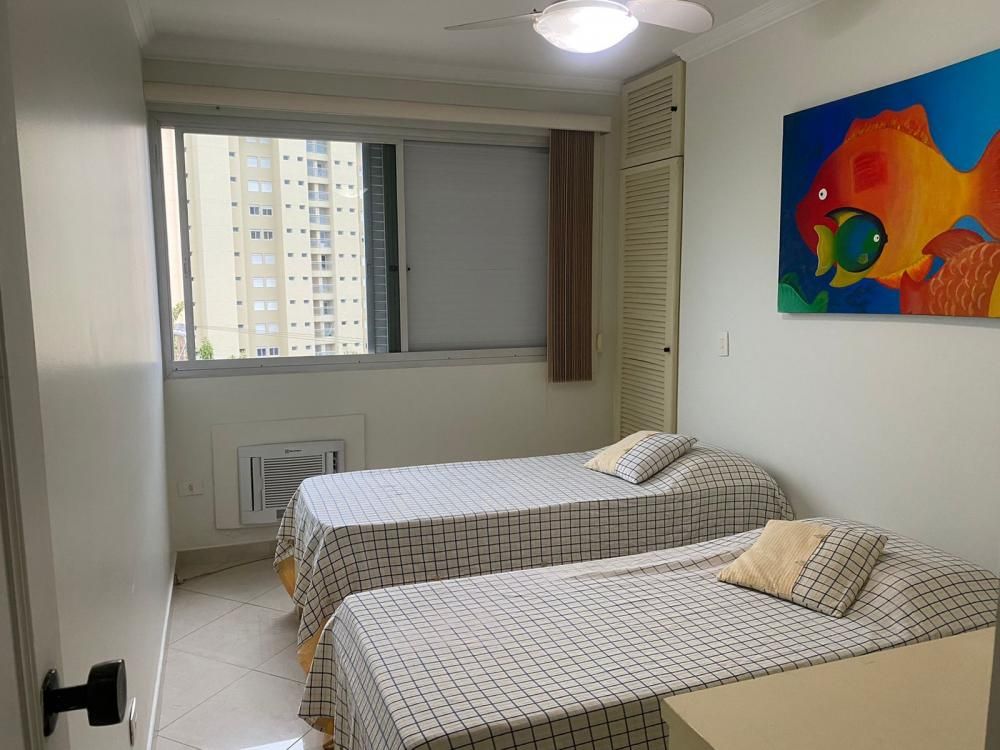 Apartamento à venda com 3 quartos - Foto 11