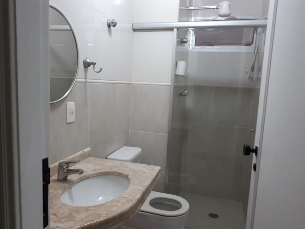 Apartamento à venda com 3 quartos - Foto 12