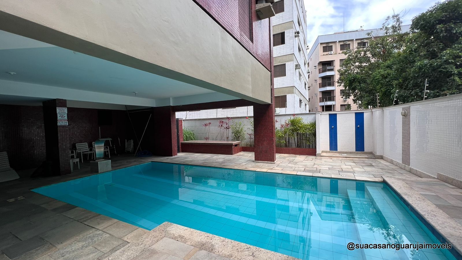 Apartamento com 3 dormitórios à venda, 110 m² por R$ 650.000,00 - Praia da Enseada – Hotéis - Guarujá/SP