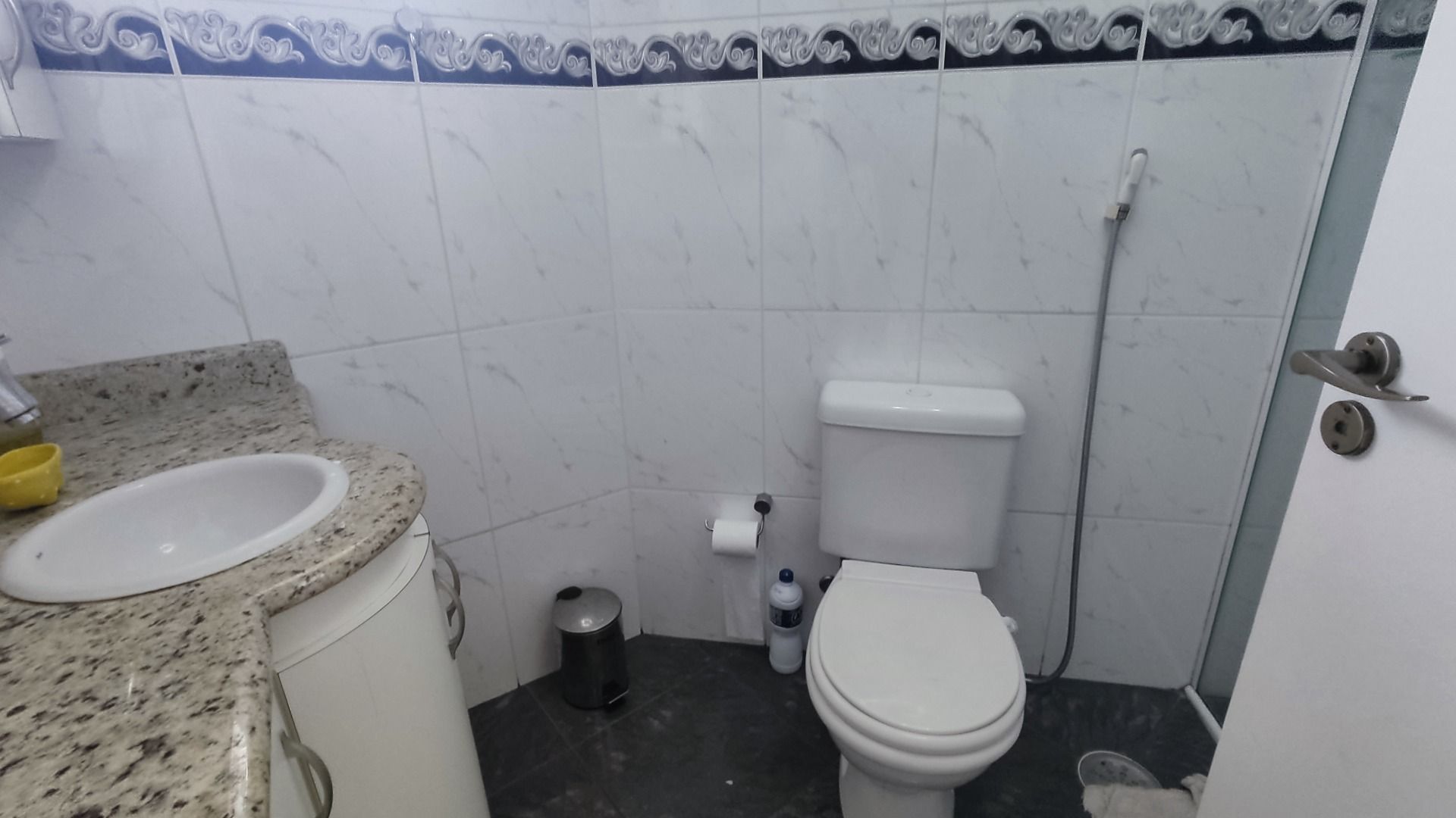 Apartamento com 3 dormitórios à venda, 94 m² por R$ 1.000.000,00 - Praia da Enseada - Fórum - Guarujá/SP