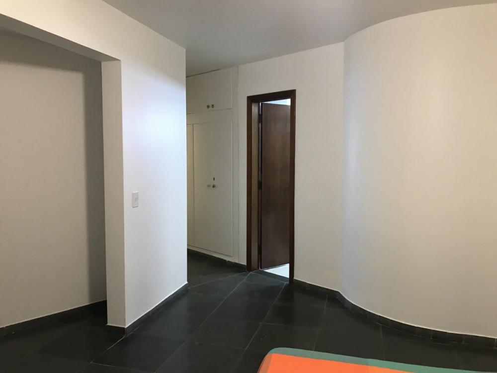 Apartamento à venda com 4 quartos, 224m² - Foto 27