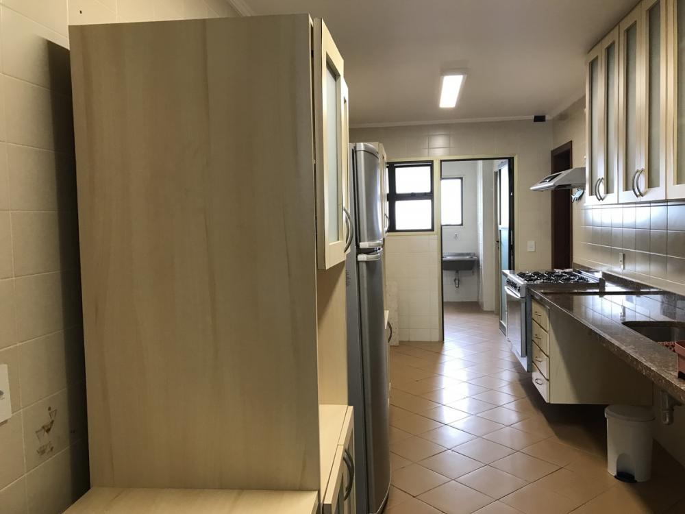 Apartamento à venda com 4 quartos, 224m² - Foto 32