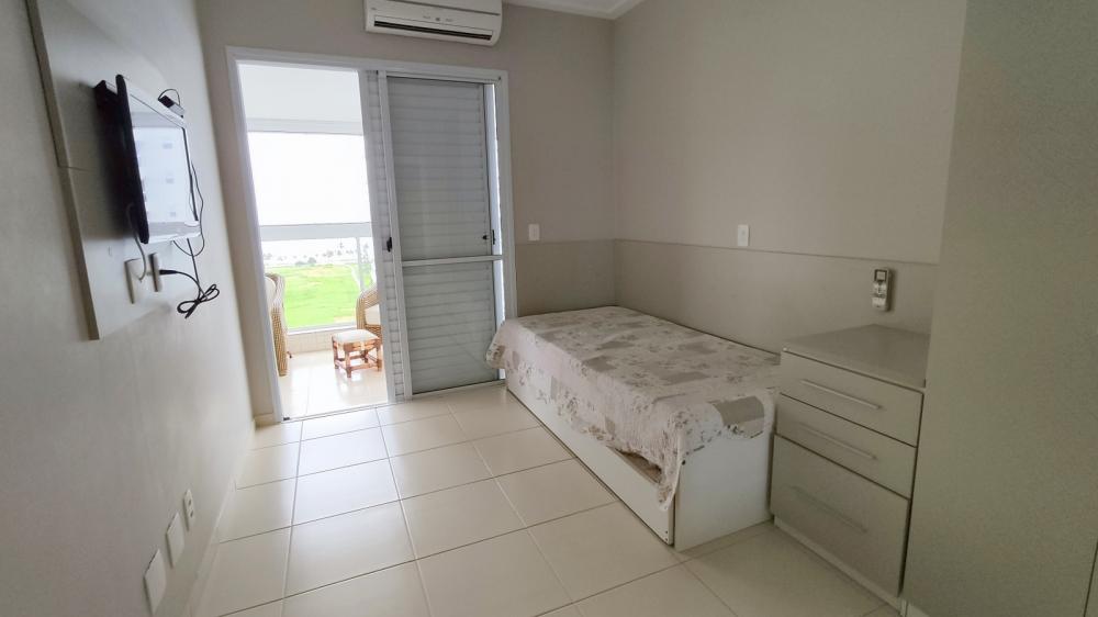 Apartamento à venda com 3 quartos, 119m² - Foto 13