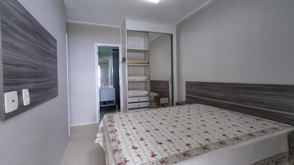 Apartamento à venda com 3 quartos, 119m² - Foto 11