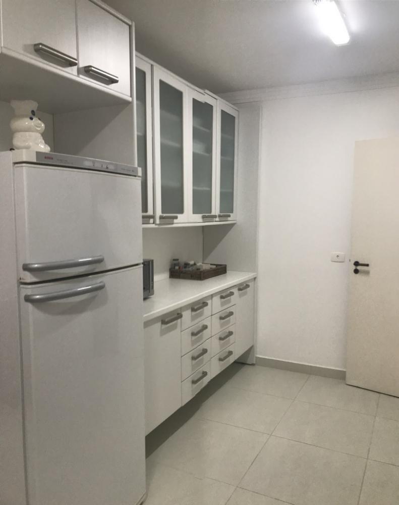 Apartamento à venda com 3 quartos, 165m² - Foto 13