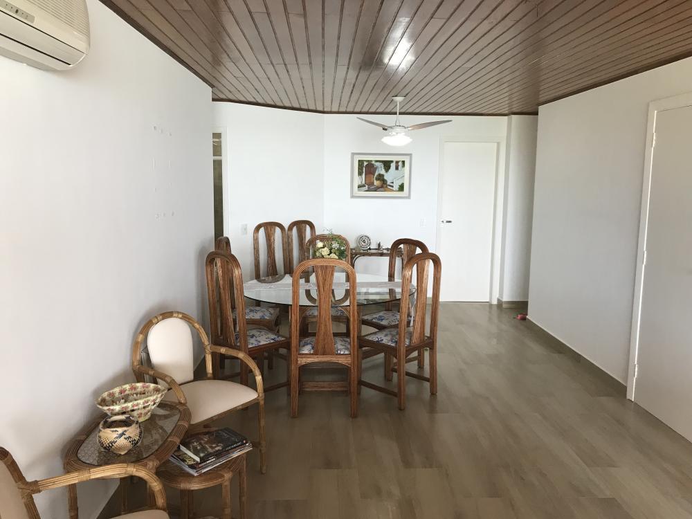 Apartamento à venda com 3 quartos, 175m² - Foto 2