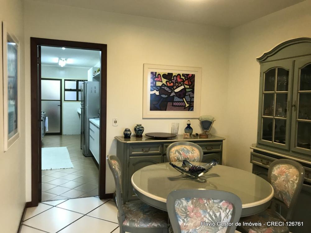 Apartamento à venda com 4 quartos, 224m² - Foto 5