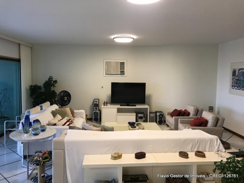 Apartamento à venda com 4 quartos, 224m² - Foto 2