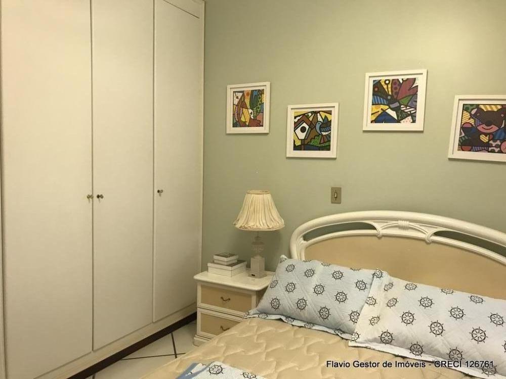 Apartamento à venda com 4 quartos, 224m² - Foto 14