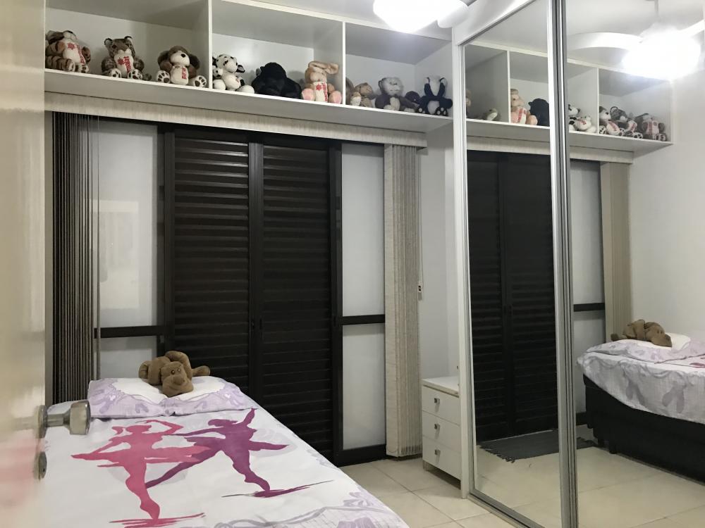 Apartamento à venda com 3 quartos, 90m² - Foto 21