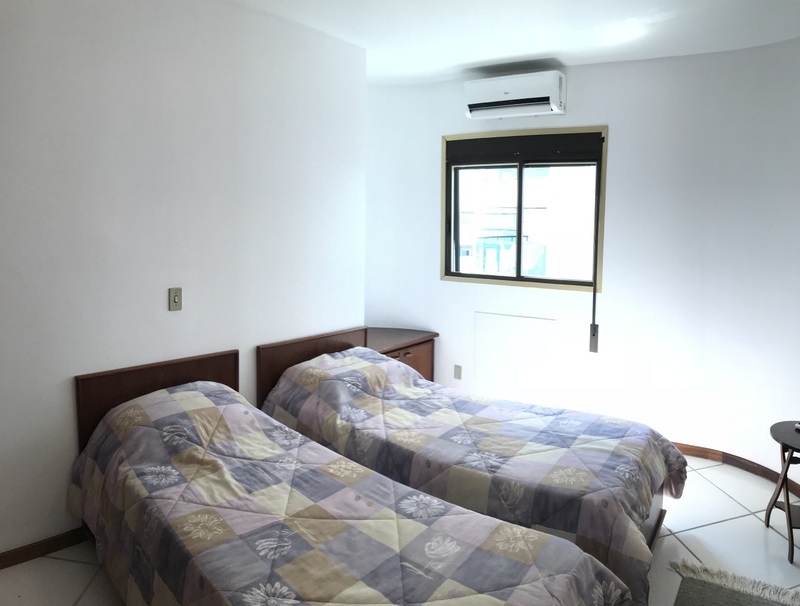 Apartamento à venda com 4 quartos, 224m² - Foto 8