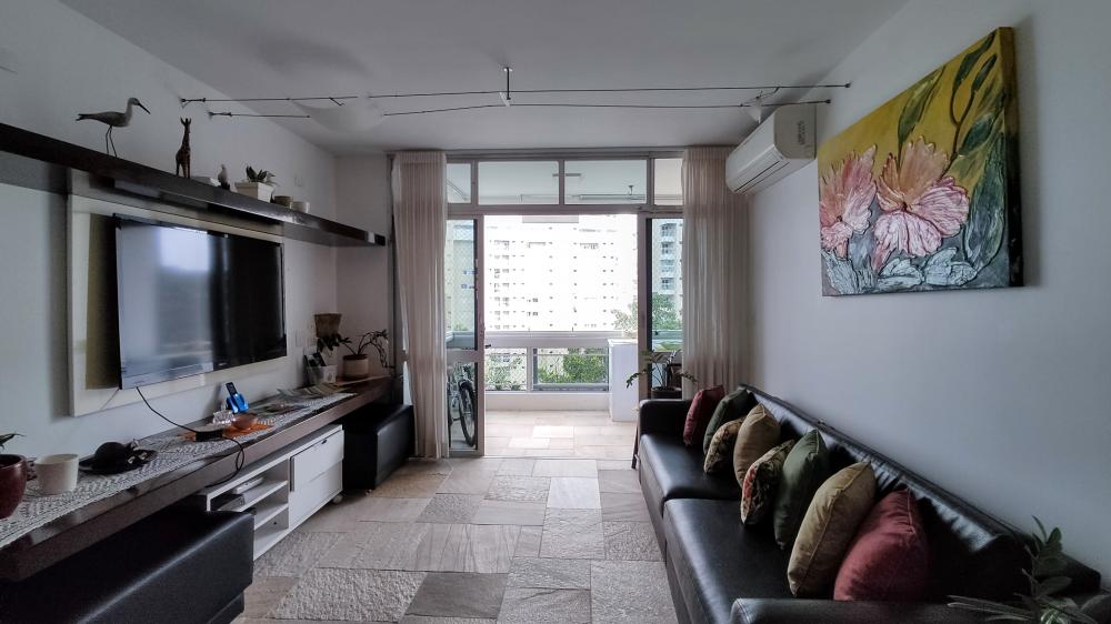 Apartamento à venda com 3 quartos, 95m² - Foto 2