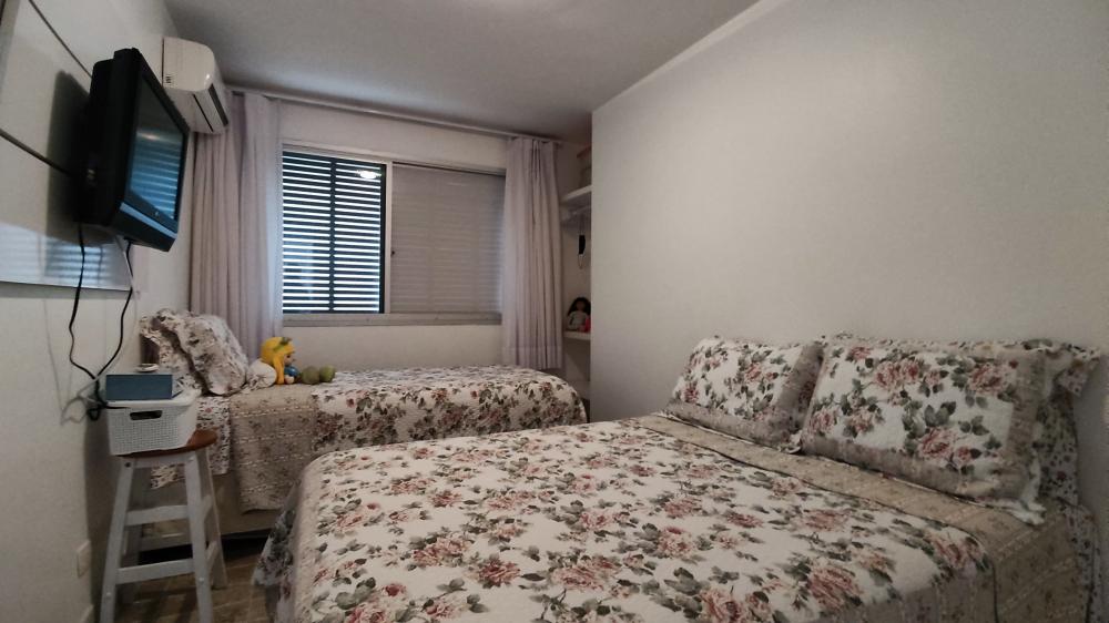 Apartamento à venda com 3 quartos, 95m² - Foto 10