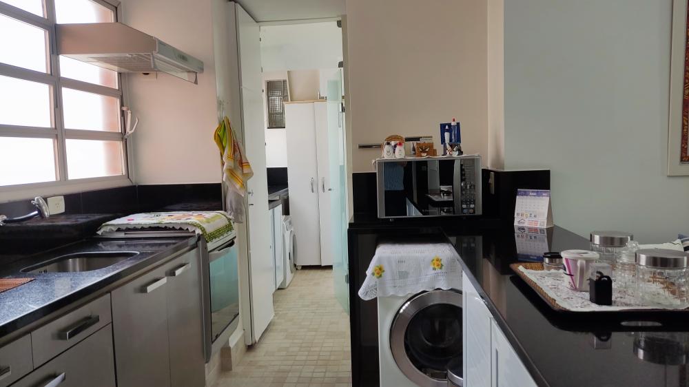 Apartamento à venda com 3 quartos, 95m² - Foto 12