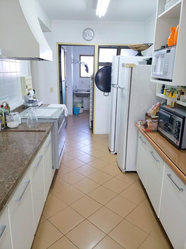 Apartamento à venda com 4 quartos, 224m² - Foto 14