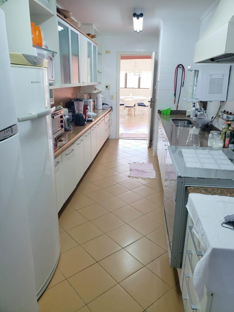 Apartamento à venda com 4 quartos, 224m² - Foto 6