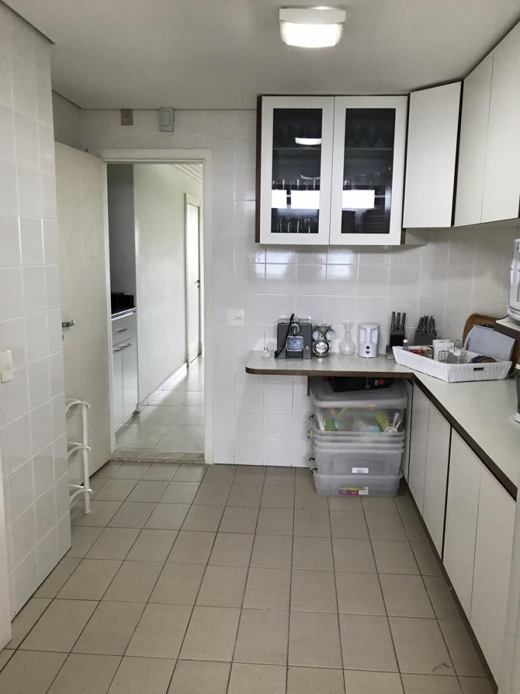 Apartamento à venda com 4 quartos, 175m² - Foto 27