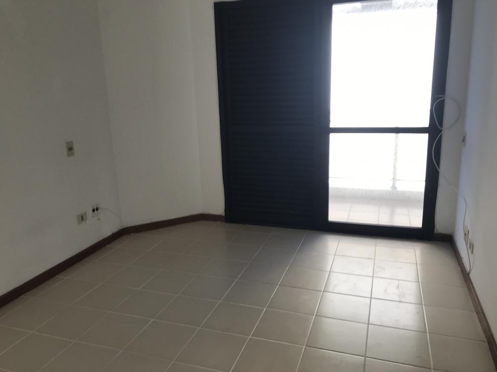 Apartamento à venda com 3 quartos, 132m² - Foto 15