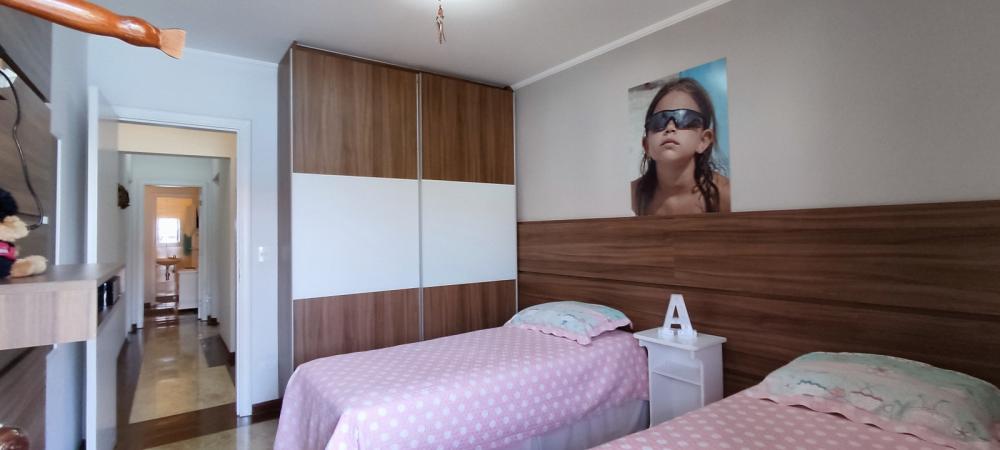 Apartamento à venda com 4 quartos, 145m² - Foto 11