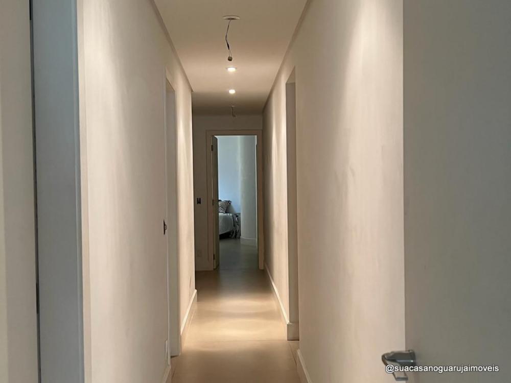 Apartamento à venda com 4 quartos, 224m² - Foto 8