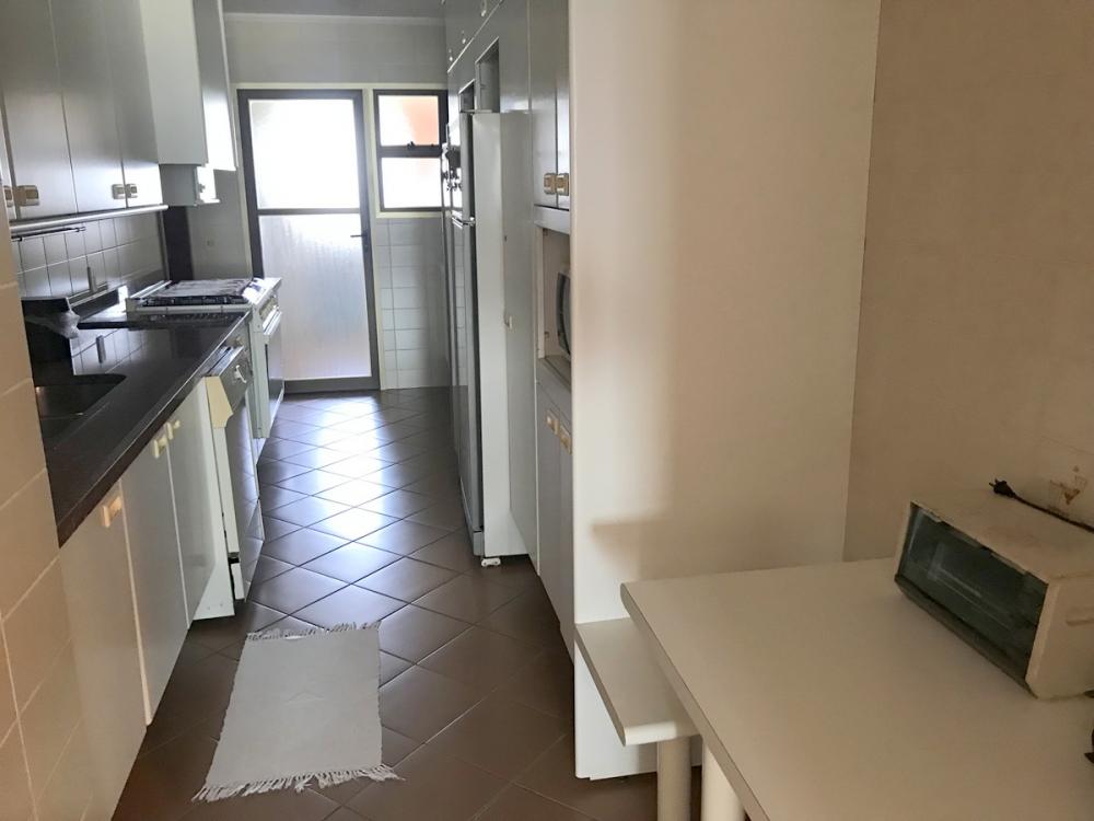 Apartamento à venda com 4 quartos, 224m² - Foto 17