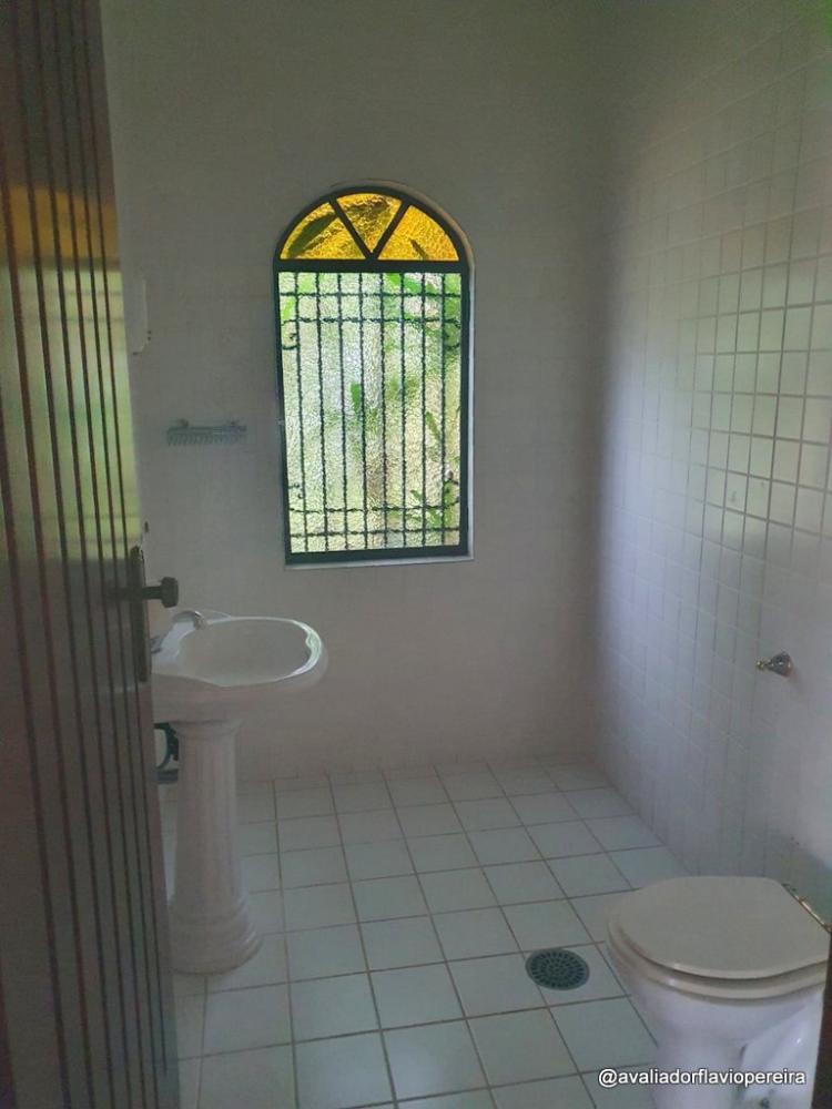 Casa de Condomínio à venda com 4 quartos, 400m² - Foto 12