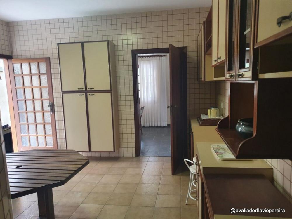 Casa de Condomínio à venda com 4 quartos, 400m² - Foto 4