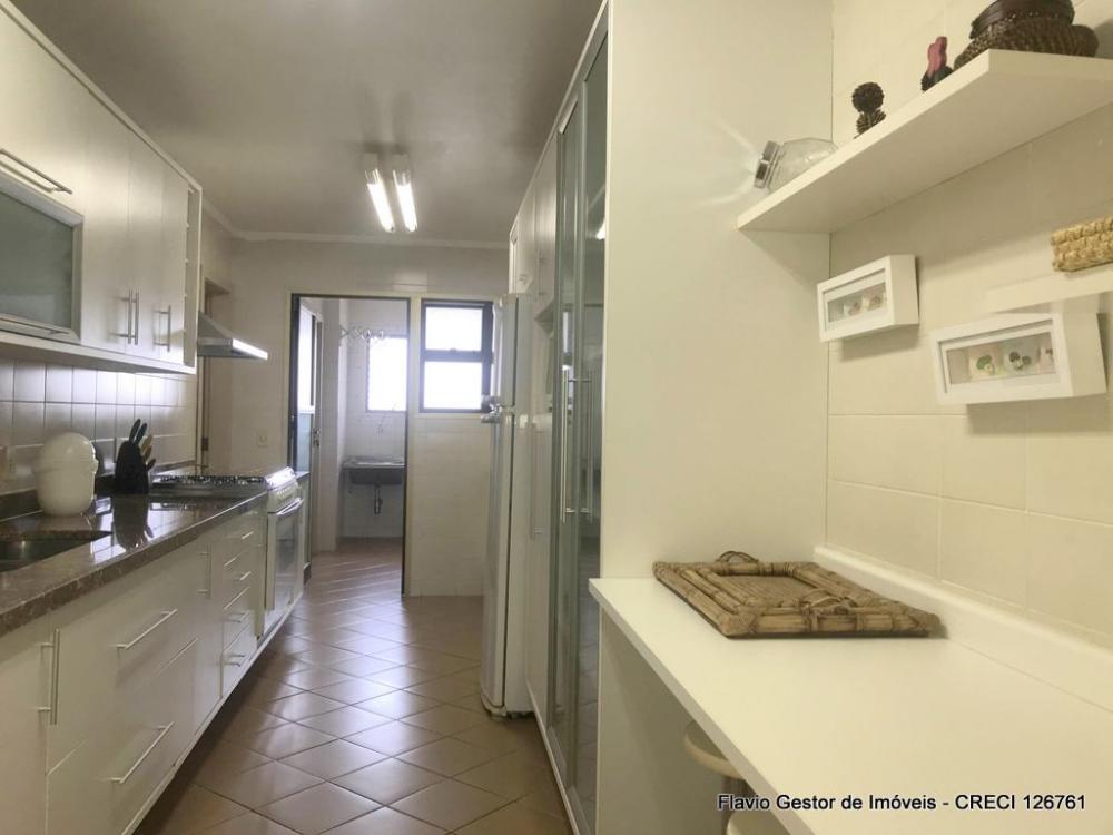 Apartamento à venda com 4 quartos, 224m² - Foto 21