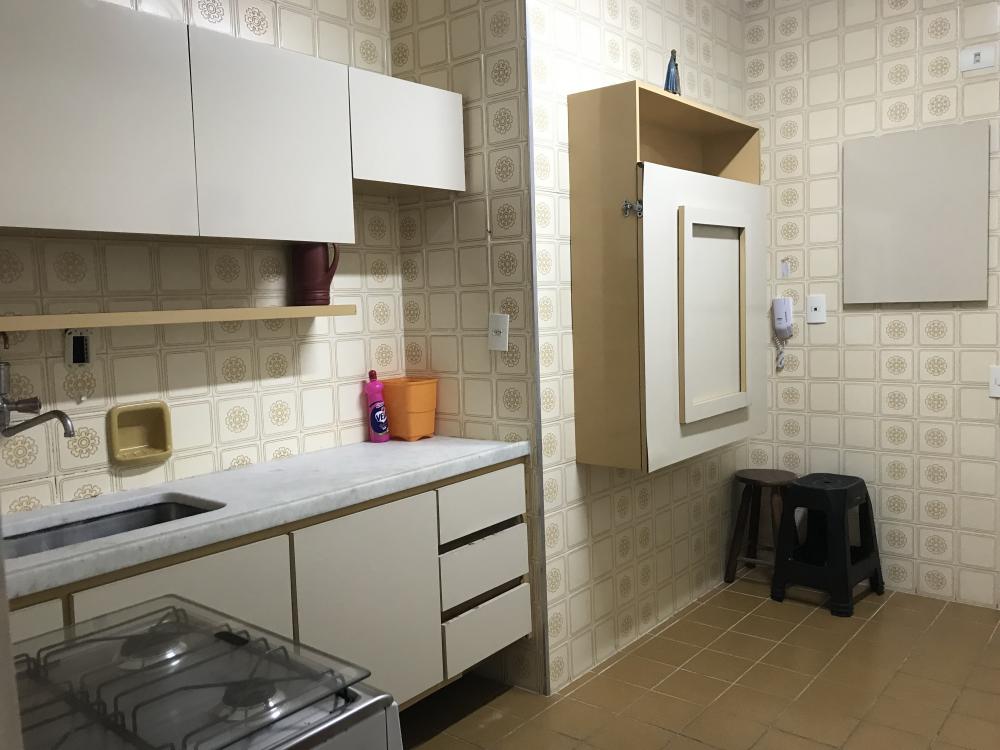 Apartamento à venda com 3 quartos, 110m² - Foto 9