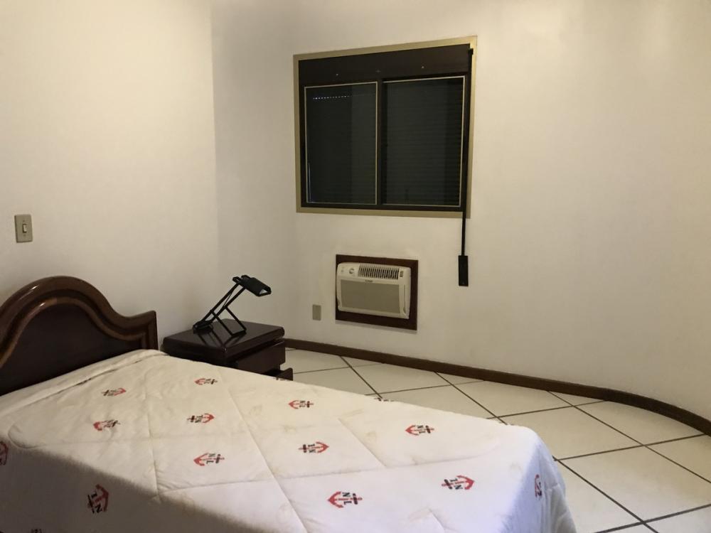 Apartamento à venda com 4 quartos, 224m² - Foto 16