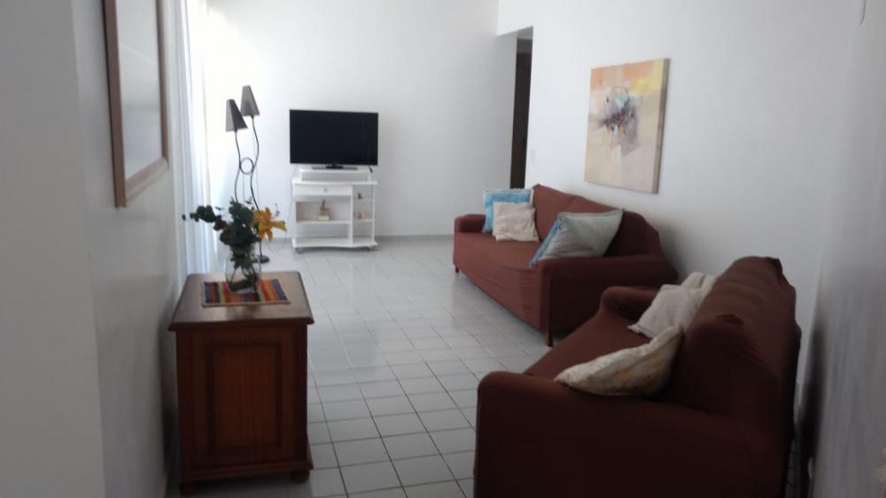 Apartamento com 4 suítes 2 vagas 130 m² nas Pitangueiras AP33661V