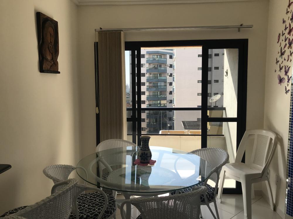 Apartamento à venda com 2 quartos, 80m² - Foto 17