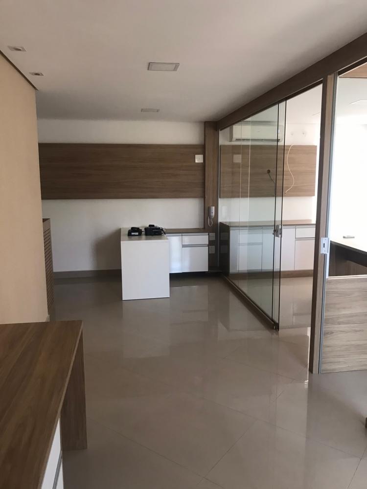 Sala comercial na Pitangueiras 1 vaga 51 m² 450.000 191542V