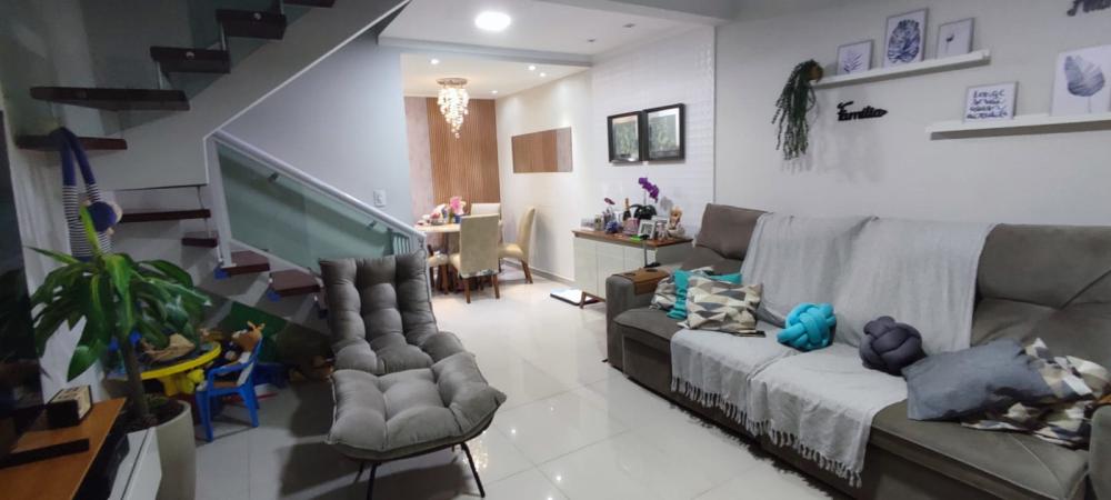 Casa em condomínio com 3 suítes 1 vaga espaço gourmet 105 m² nas Astúrias CAC541465V