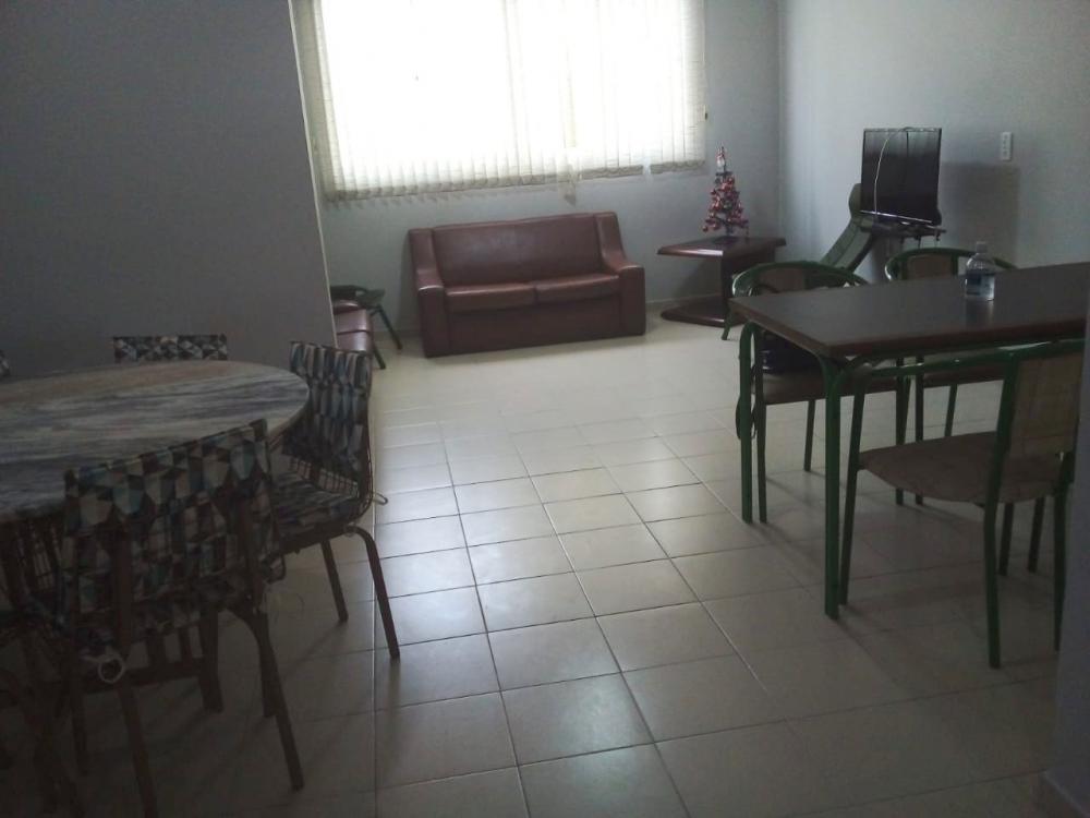 Apartamento à venda com 2 quartos, 90m² - Foto 1