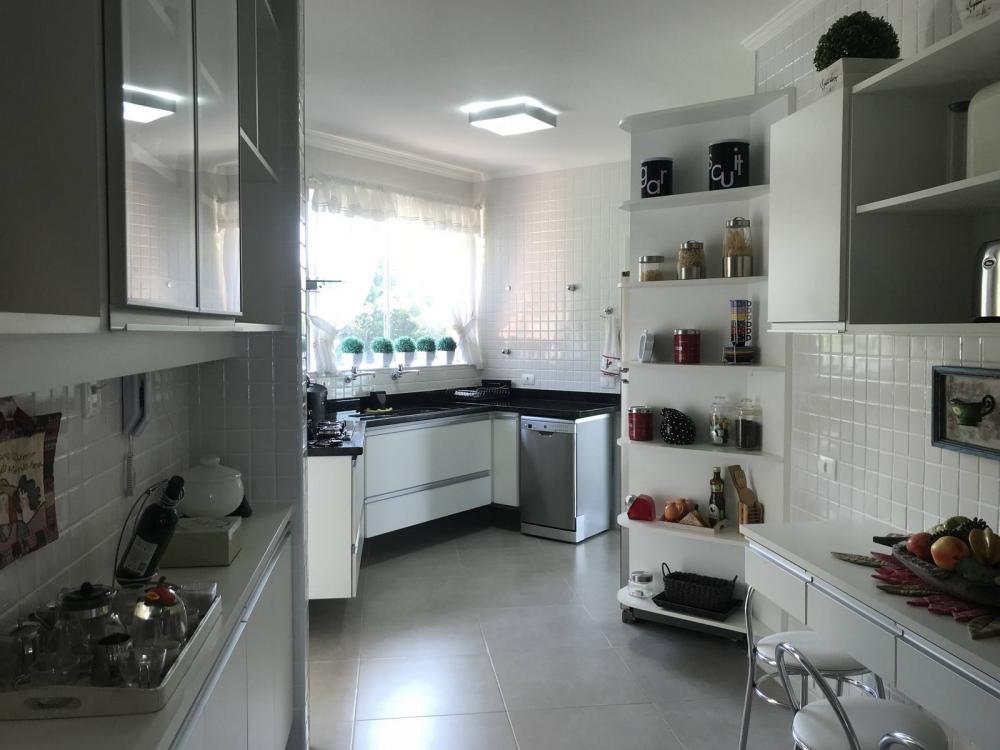 Apartamento à venda com 3 quartos, 236m² - Foto 20